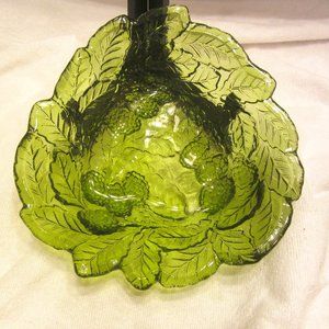 VTG GREEN GLASS CANDY DISH W/LEAVES & PINECONES, TRIANGLE SHAPED